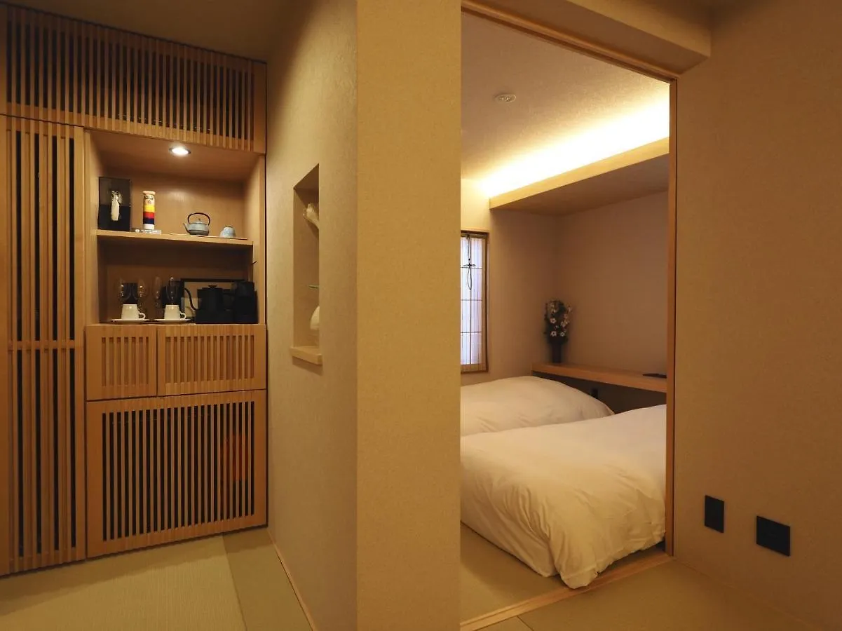 ***** Ryokan Ishibekoji Muan Hotel Kyoto Japan